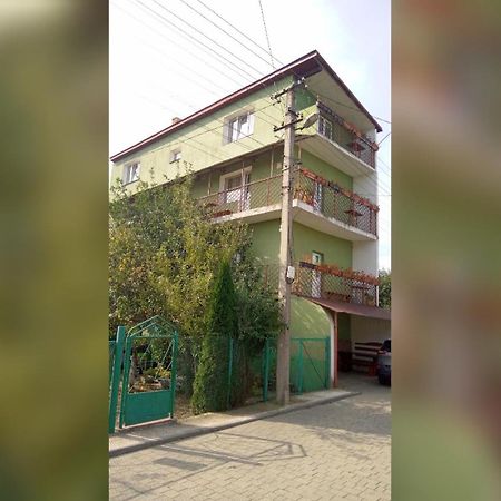 Coffee Hostel Лвив Екстериор снимка
